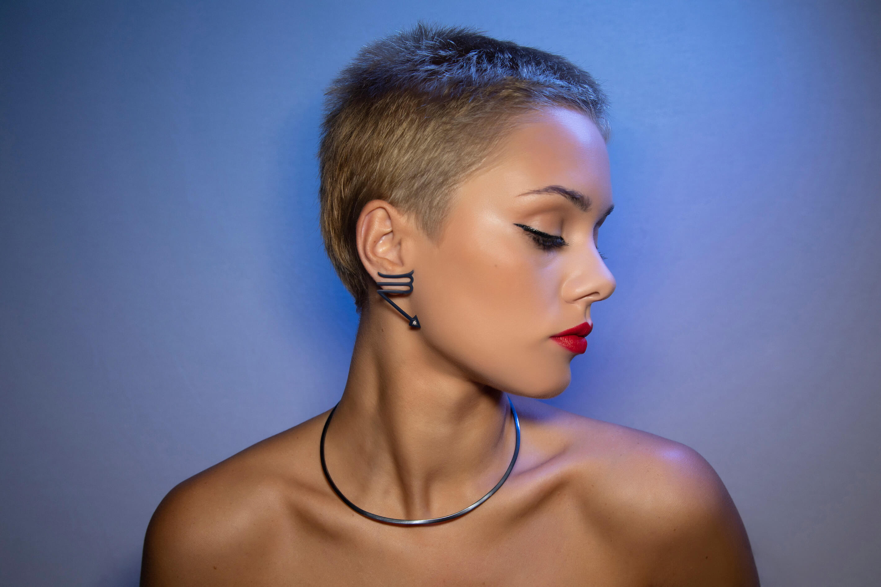 Black Scorpio Earring and Choker with Sparkling Diamonds