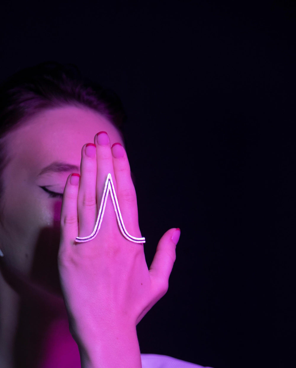 Anillo Aries, hecho a mano, Plata de Primera Ley, Diseño Único de Mystic J.