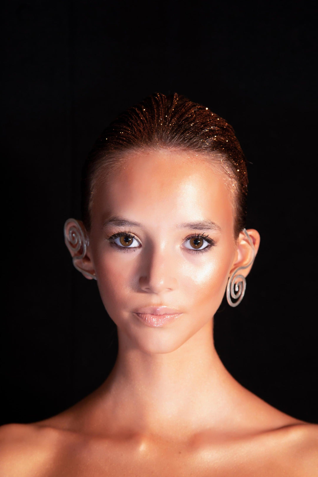 Unique Avant-garde statement Leo Ear Cuffs, ethically handmade of Sterling Silver 925, 18K Gold, 18K White Gold. Contemporary fashion jewelry by Mystic J. #metal_sterling-silver-925