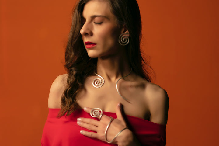 Leo Choker - Fully handmade in sterling silver 925, with diamonds 0,03CT. Contemporary unique design of limited edition by Mystic J. If you love to be in the center of attention Leo necklace should become your favorite jewel.