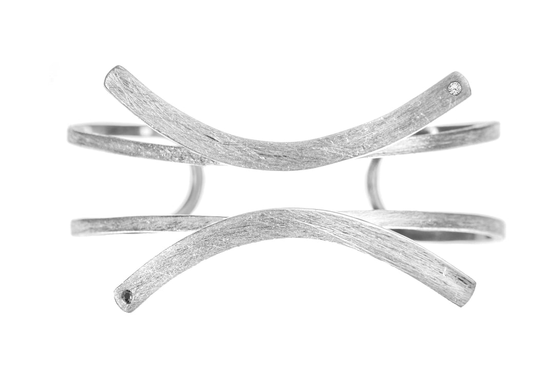 Pisces Bracelet - Ethically handmade of Sterling Silver 925, with black and white Diamonds 0.017CT. Contemporary unique design by Mystic J, for your extraordinary look. #metal_sterling-silver-925