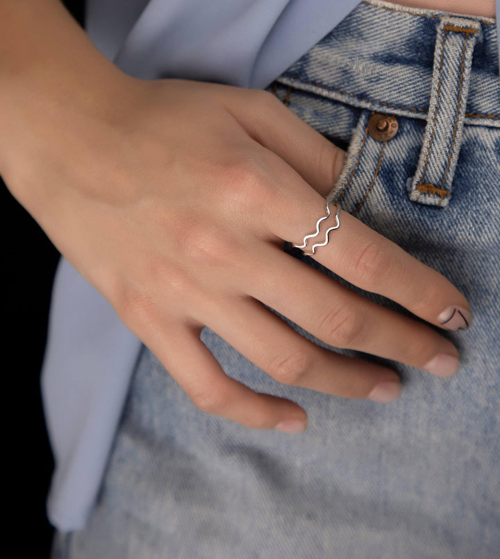 Unisex Aquarius Ring in Sterling Silver 925.
