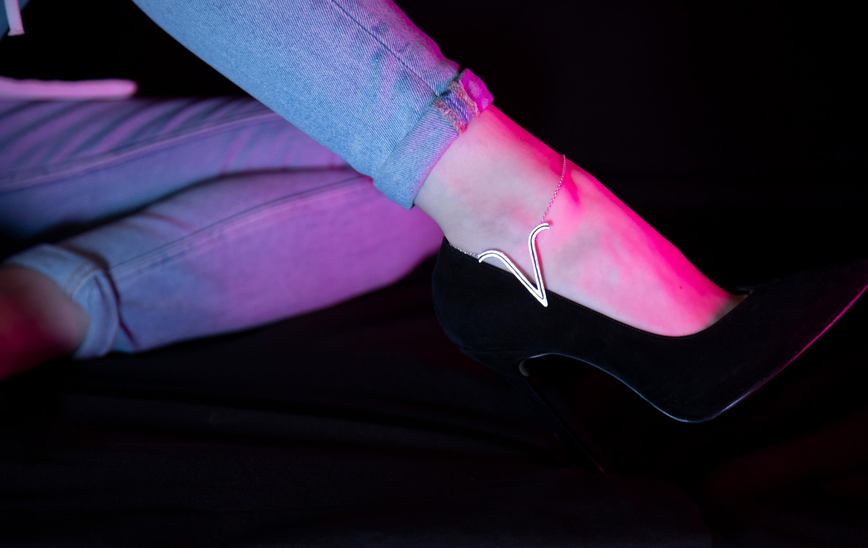 Gift Ideas for an Aries Woman: Bold and Authentic